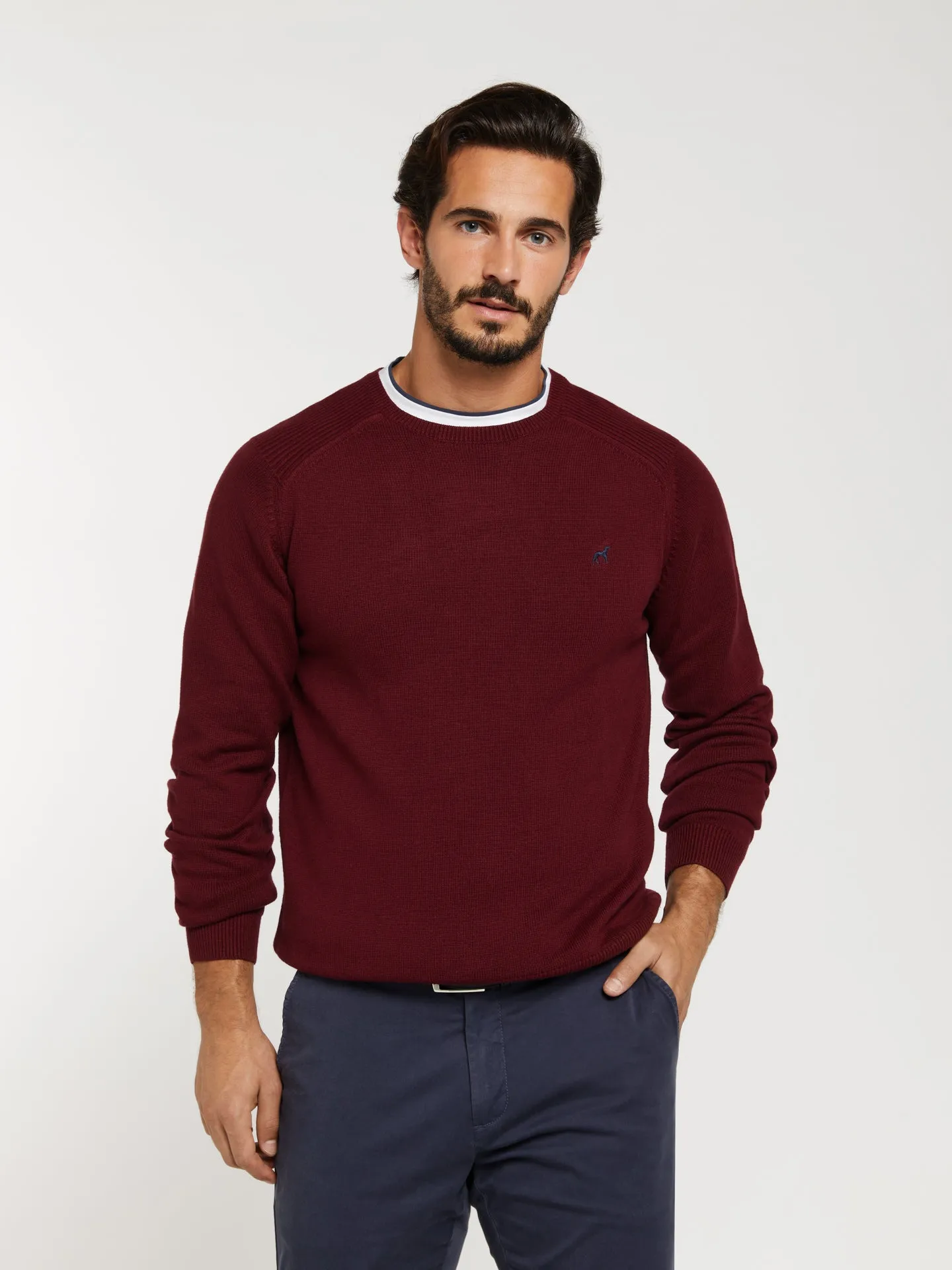Crew neck sweater with raglan sleeves