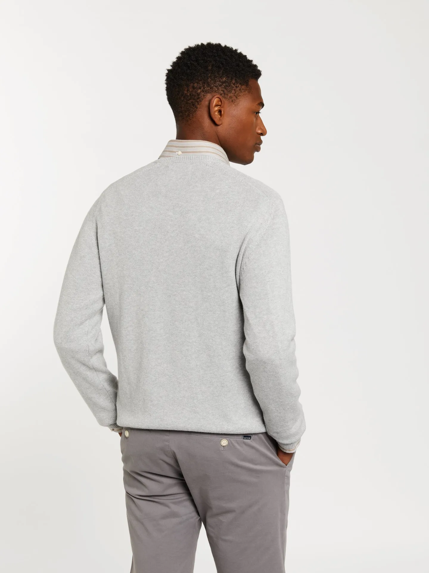 Crew neck sweater with raglan sleeves