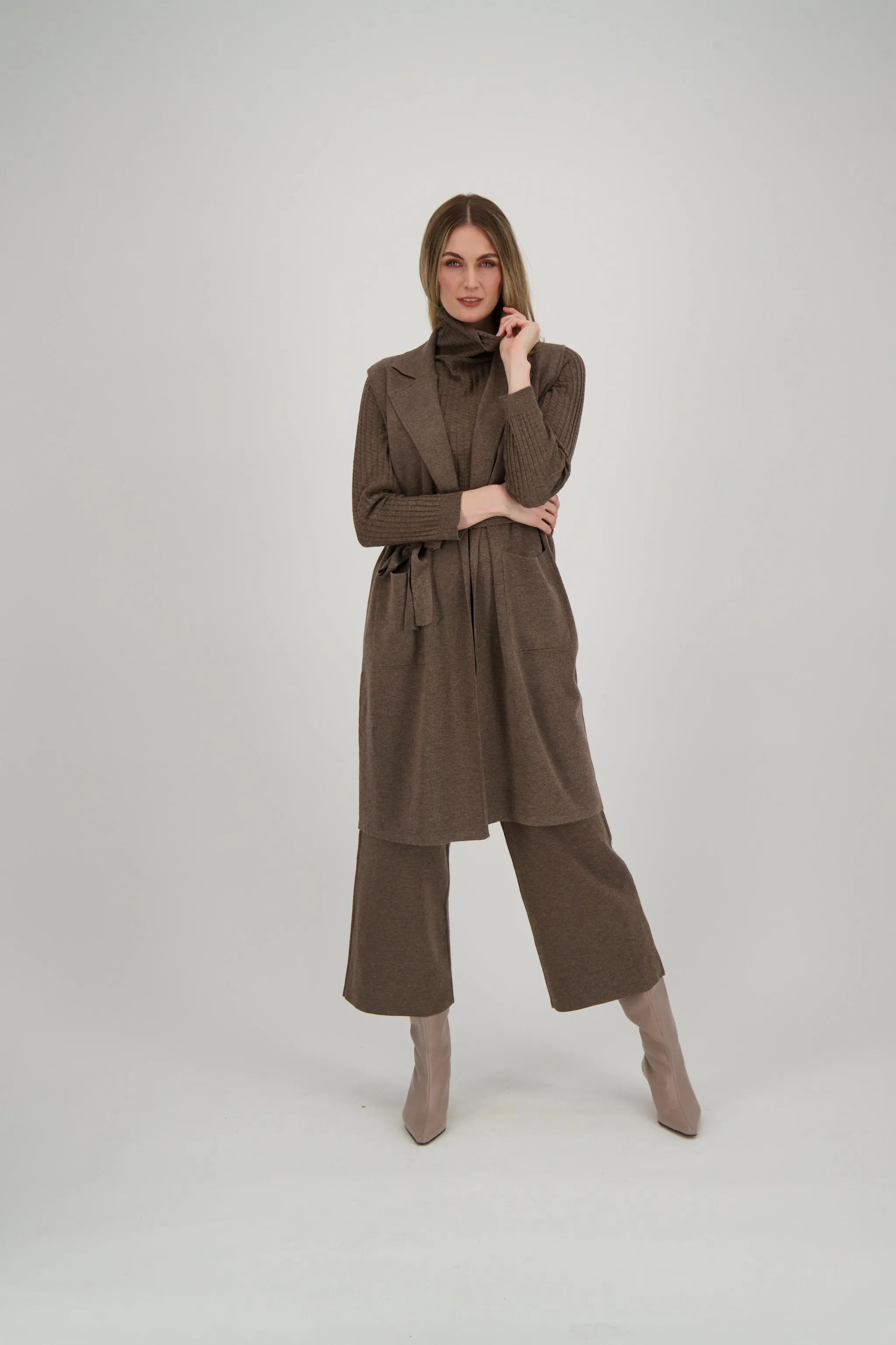 Notch Collar Knit Vest